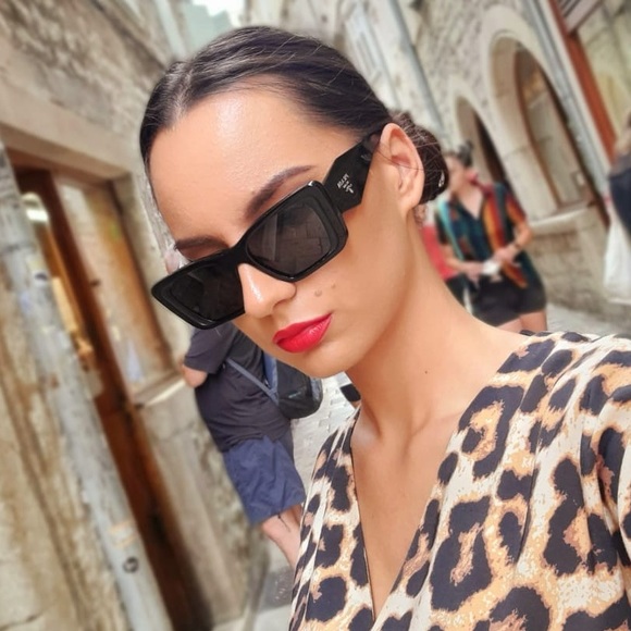 NEW PRADA PR08YSF 1AB5S0 WOMEN’S SUNGLASSES PRADA PR08YS BLACK SPR 08Y - Picture 2 of 12